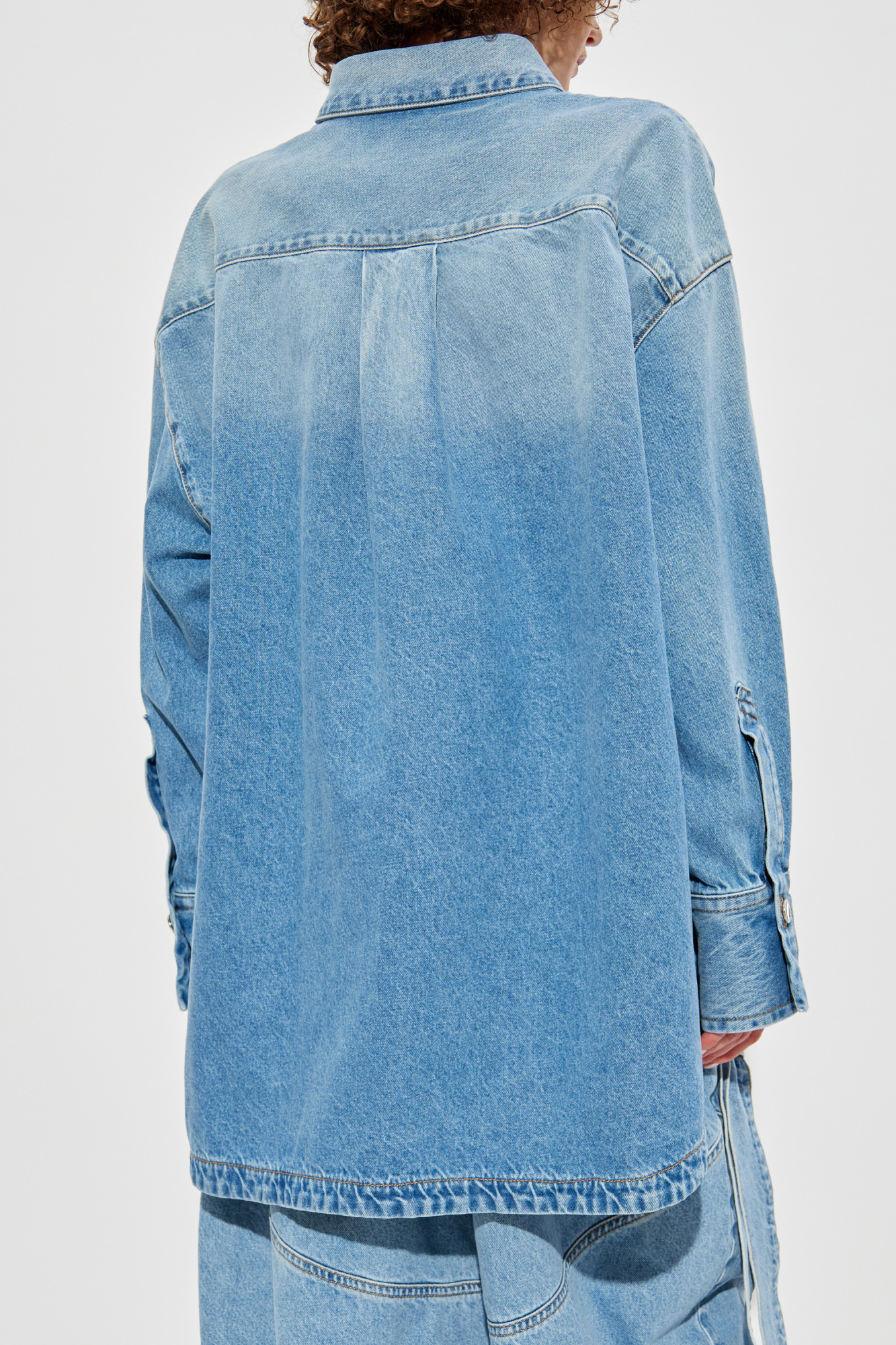 Tシャツ・カットソー THE ATTICO Denim oversize shirt (251WCB00068DDD085AA 024) Blue Denim shirt The Attico - Vitkac France
